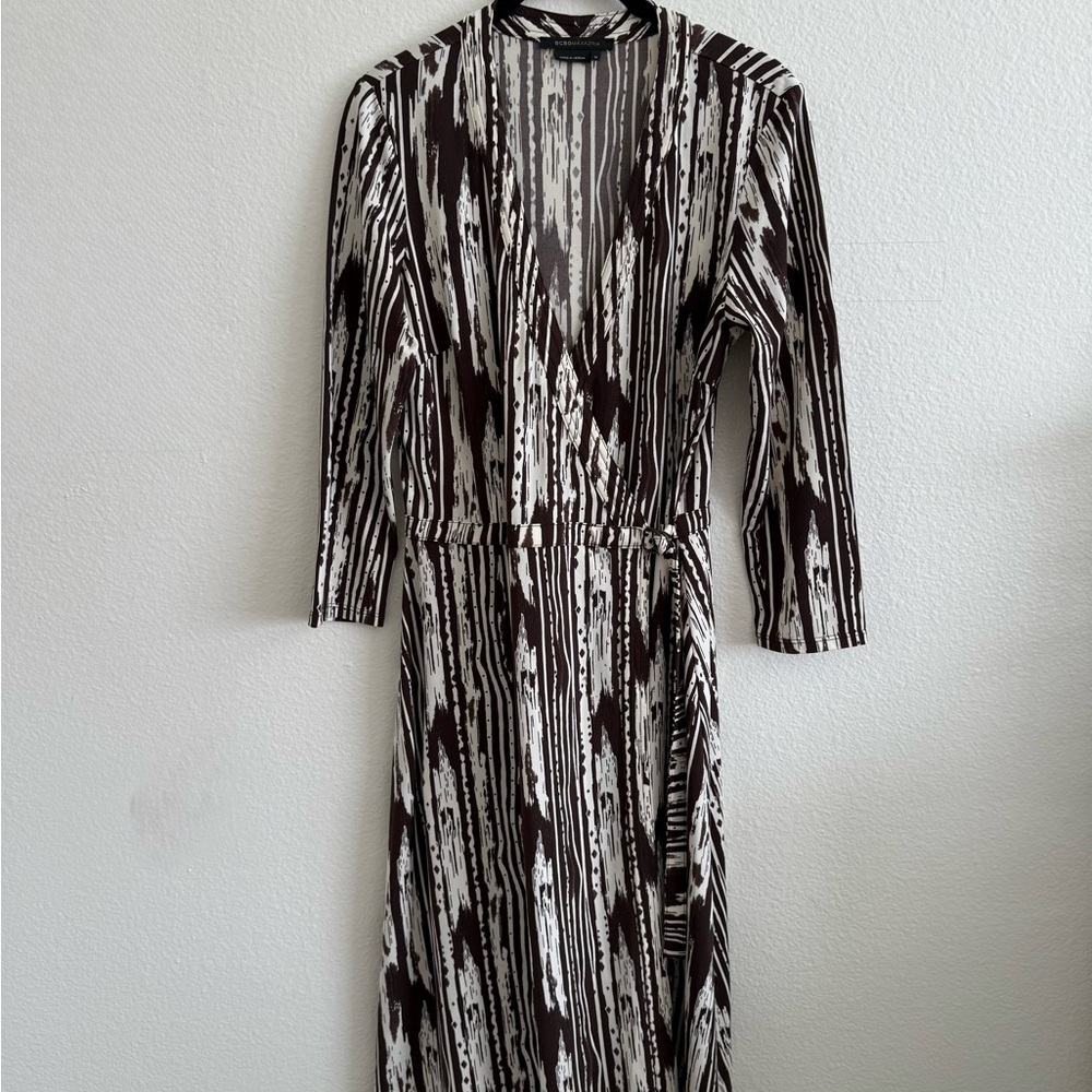 BCBGMaxAzria Brown and Cream Abstract Dress